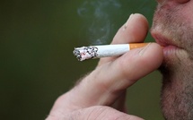 Tabac : la fin de l’exception corse fait tousser fumeurs et buralistes