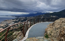A màghjina - U balcone di E Ville di Petrabugnu