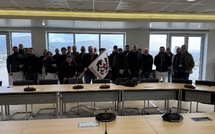 Une semaine après le début de leur mouvement, les brancardiers de l'hôpital d'Ajaccio durcissent le ton 