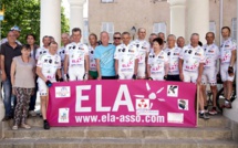 Ils font le tour de Corse en vélo pour l'association ELA