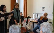 Izabella Belcarz réunit cinquante auteurs dans “La Polyphonie de l’amour”