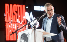 Gilles Simeoni : dernière démonstration de force et ultimes salves de campagne contre ses opposants