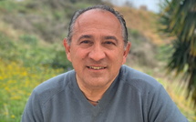 Face à l’érosion littorale, le Dr André Rocchi propose d’expérimenter des solutions nouvelles sur Calzarellu