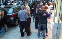Bastia : La rue César-Campinchi, au rythme du tango argentin