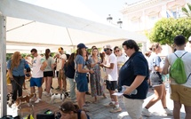 À Ajaccio, une chasse aux mégots où écologie et esprit de compétition font équipe