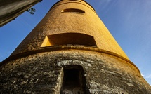 A màghjina - A torra chì veghja nant’à Bastia