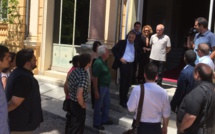 Ghjurnate Internaziunale : Accueil symbolique des délégations invitées à l'Assemblée de Corse.