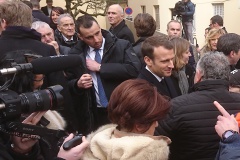 Macron 1