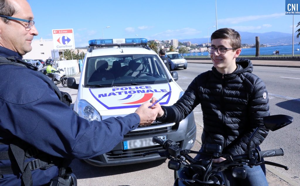 Journée du compliment police