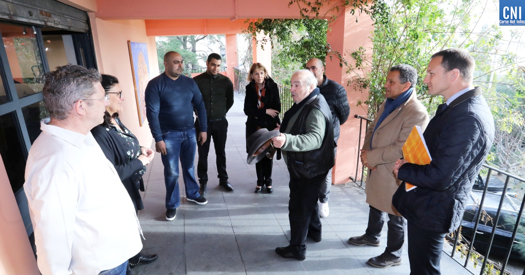 La préfète aux Jardins de l'Empereur