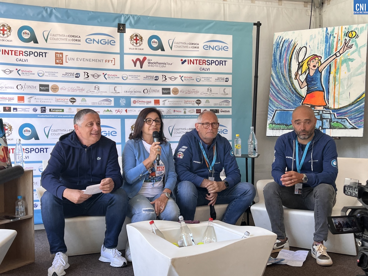 6C33CF8A-461B-4CF0-98AE-3F4C0404A568