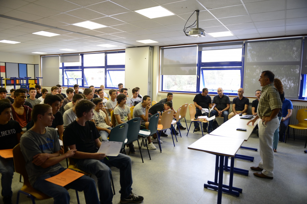 Lycée Jules-Antonini